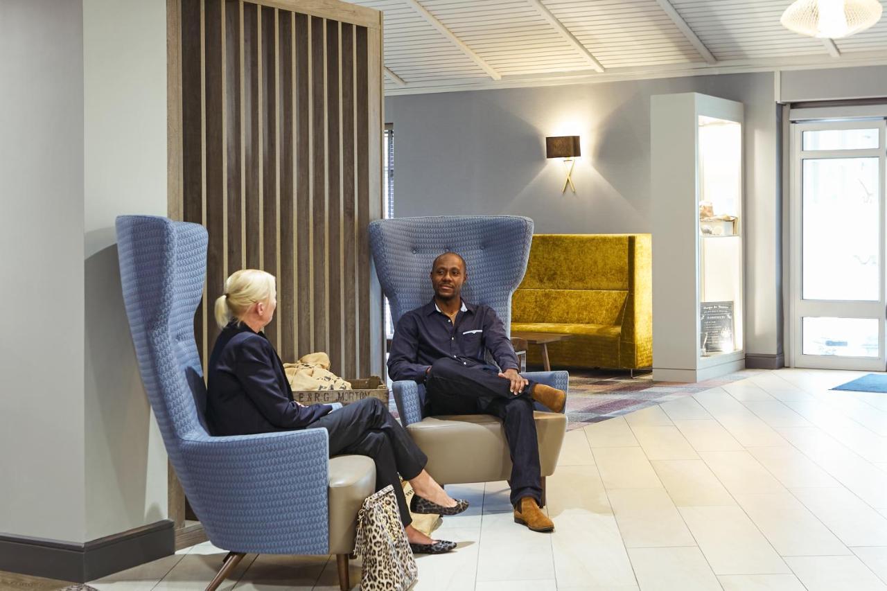 Novotel Manchester West 3*